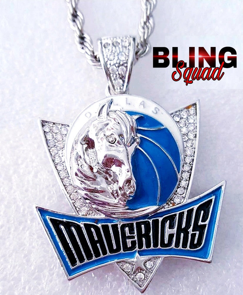 MAVERICKS  PENDANT